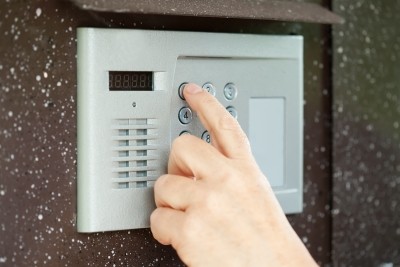 Чем различаются цифровой и координатный домофоны
